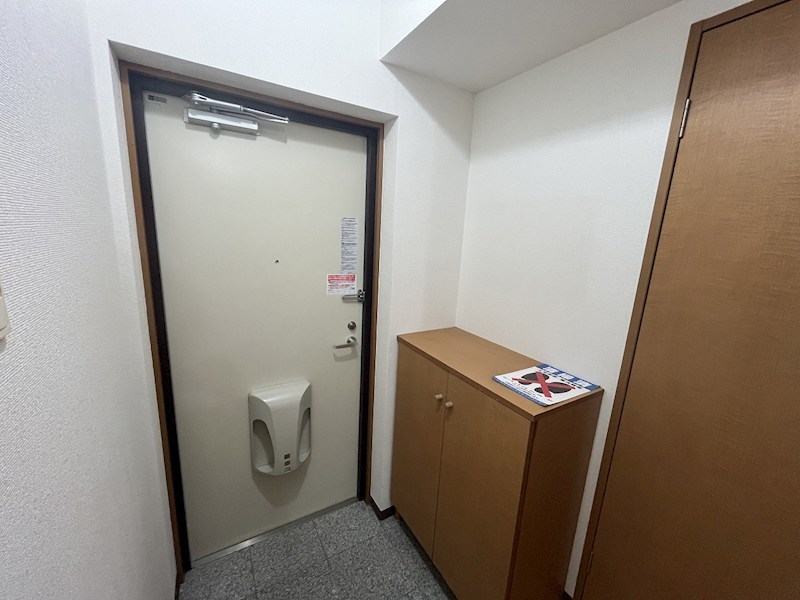 メゾンマスカット 玄関