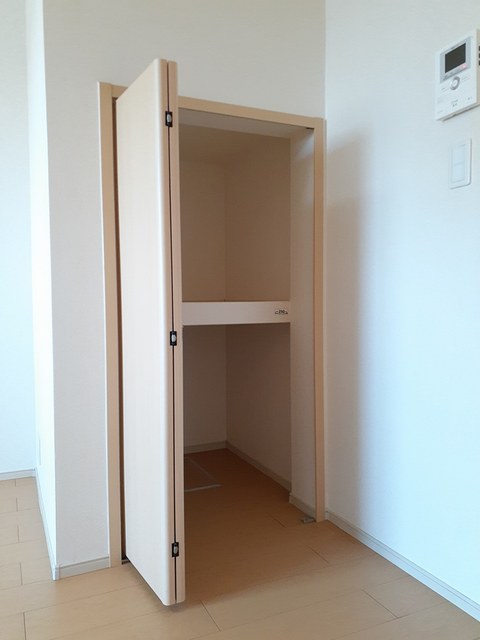 グレイスヒルズ 収納