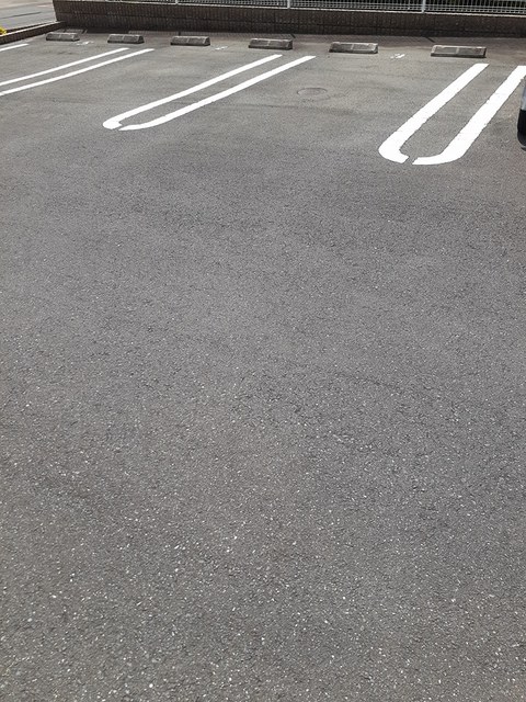 メゾン　ブランシュ 駐車場