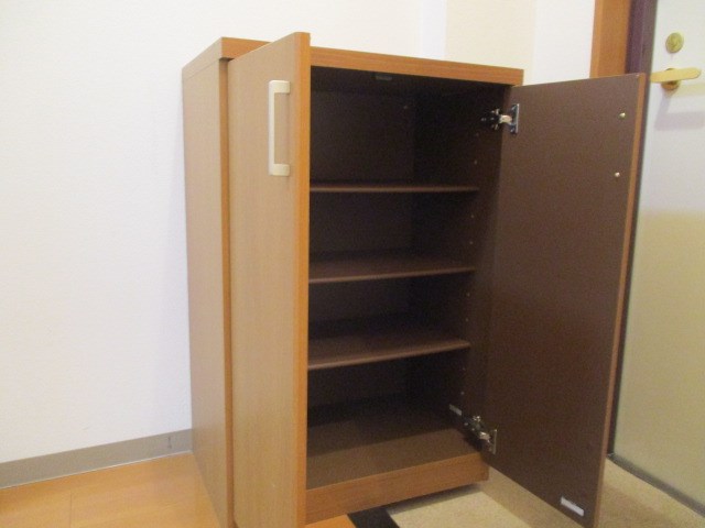 オリオンアパートメント 収納