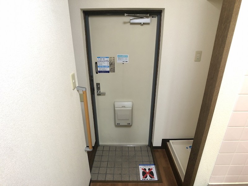 初生マンション 玄関
