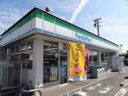 ハイツ１７３ コンビニ