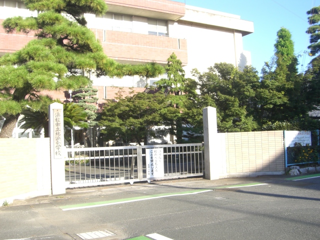パークヒルズタカハタ 小学校