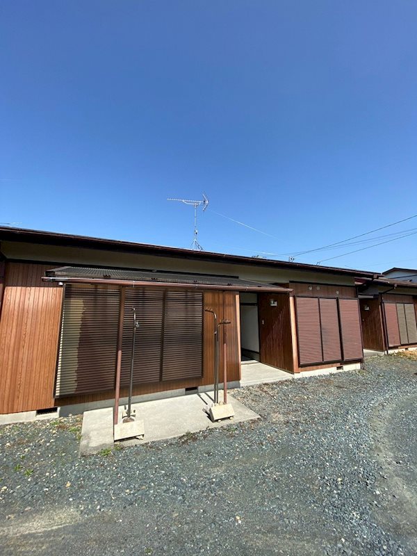 米澤借家 駐車場
