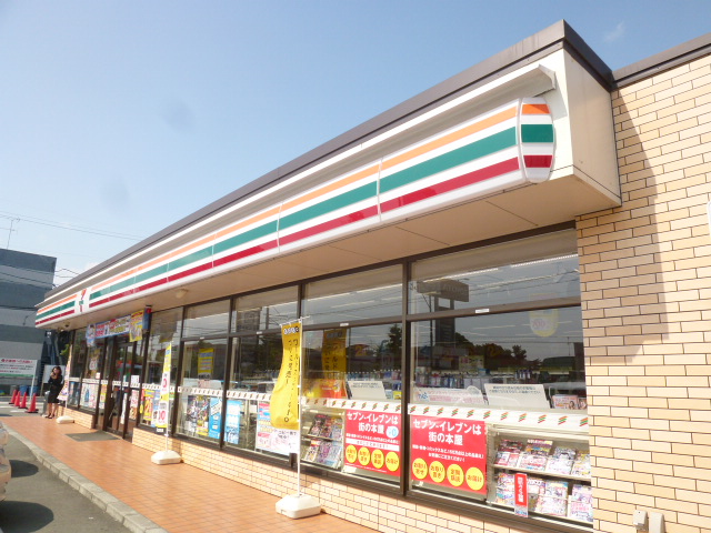 米澤借家 コンビニ