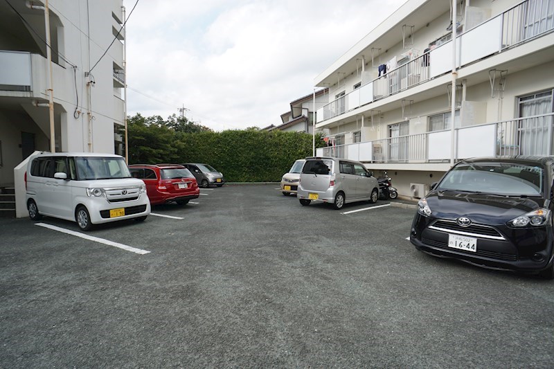 ビレッタ蜆塚S 駐車場