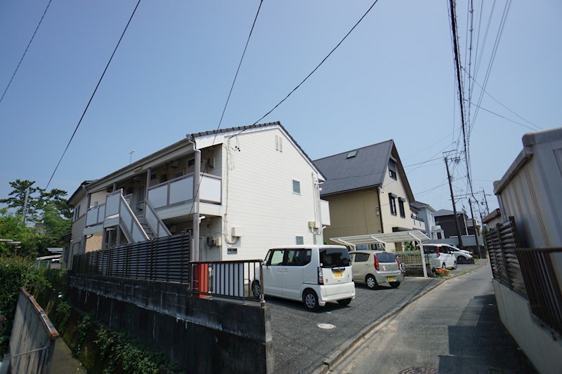 ドルフ向平 外観