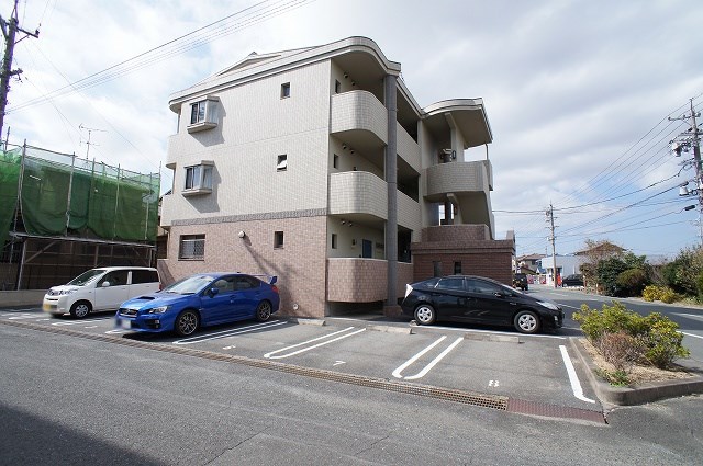 ボヌールイトウ 駐車場