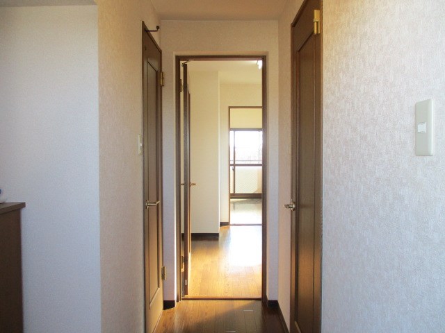 シャンボールⅢ 玄関