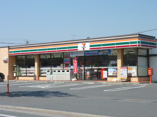 エスポワヒルズ コンビニ