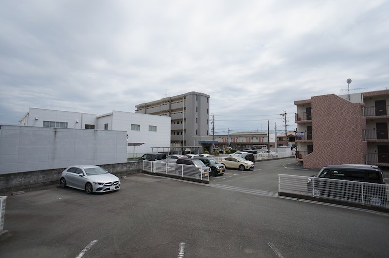 ハイムコターナⅡ 駐車場