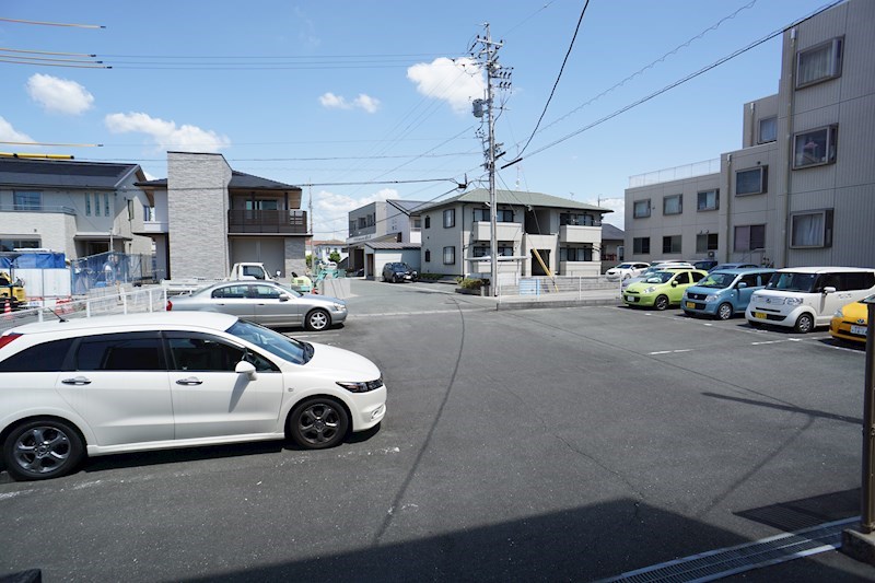グローリー 駐車場