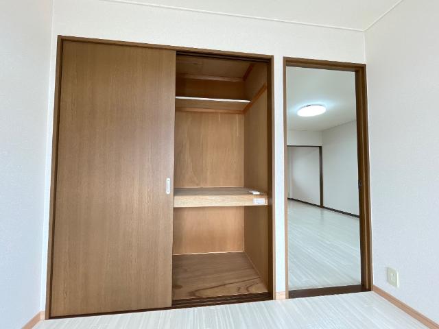 モナヴェイル 収納