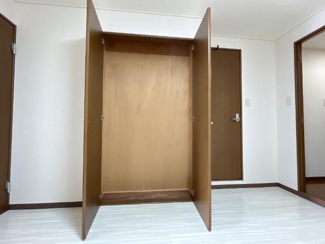 モナヴェイル 収納