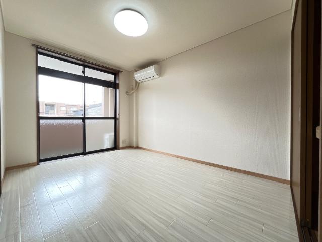 モナヴェイル その他