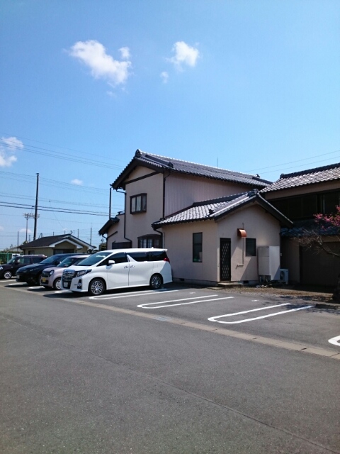 ハナミズキ 駐車場