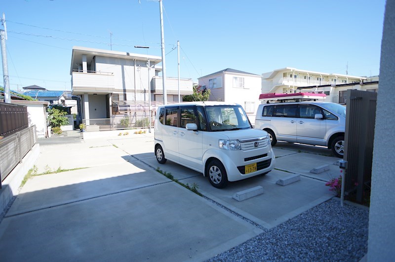 ヴェルドミール 駐車場