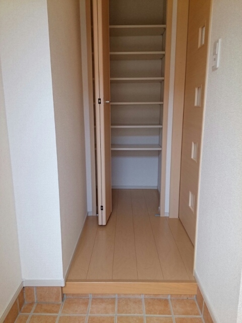 ソレイユ 玄関