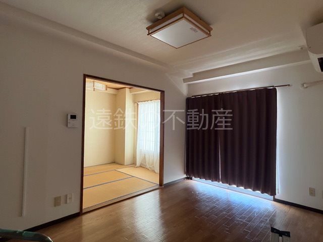 ニューライフ浜松Ⅱ壱番館 (508)  リビング
