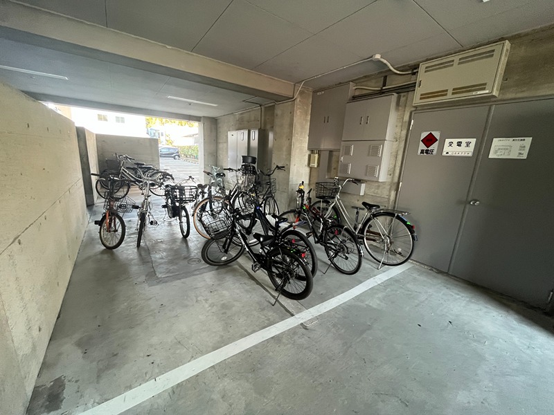 ミュゼ小池 駐車場