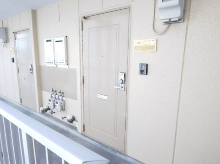 VILLAフィラメント エントランス