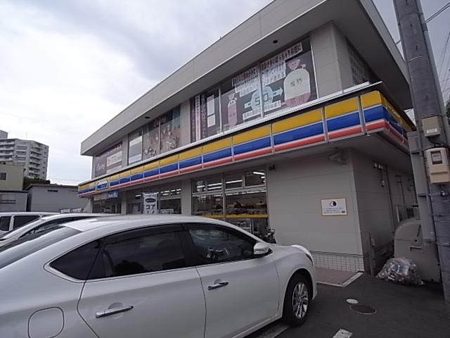 フジスター浜松 コンビニ