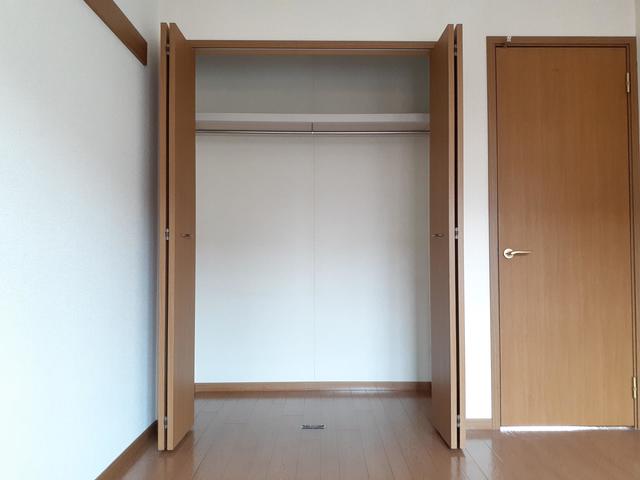 シュトラーセ　Ｂ 収納