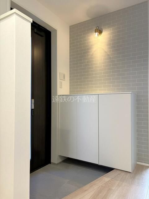 曳馬６丁目貸家 玄関