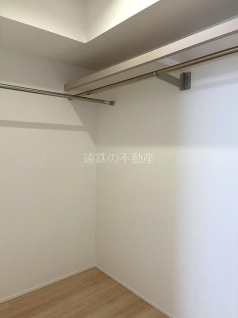 曳馬６丁目貸家 収納