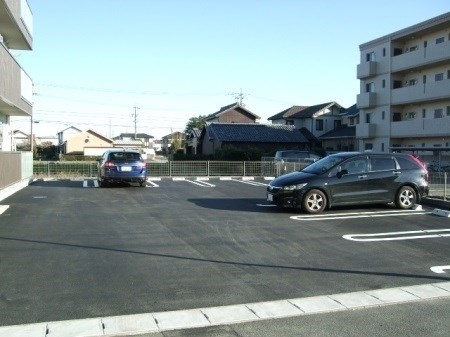 向日葵 駐車場