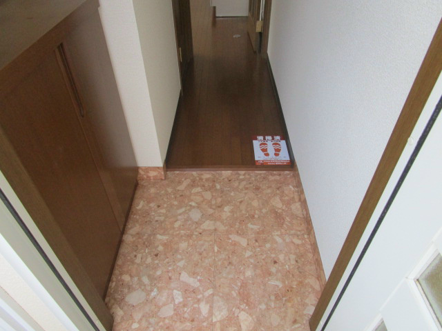 レイクビレッジⅢ 玄関