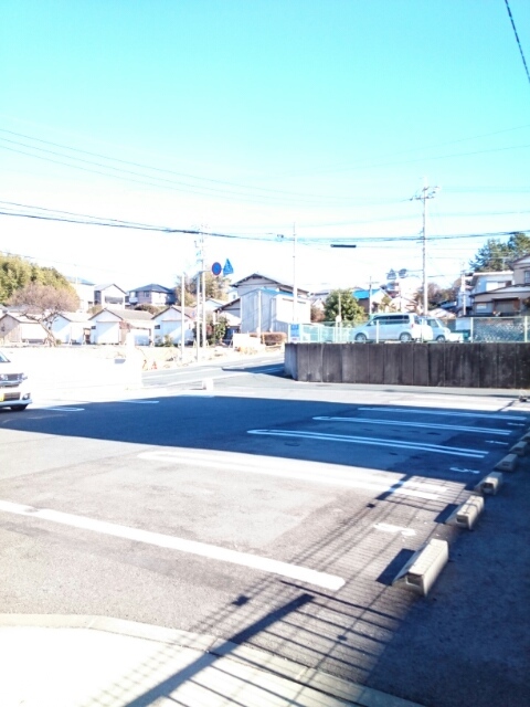 リバーサイドガーデン 駐車場