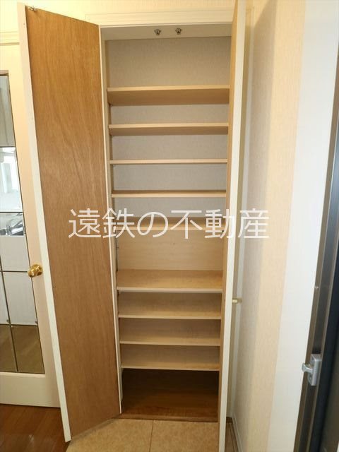 フォレスト住吉Ａ 収納