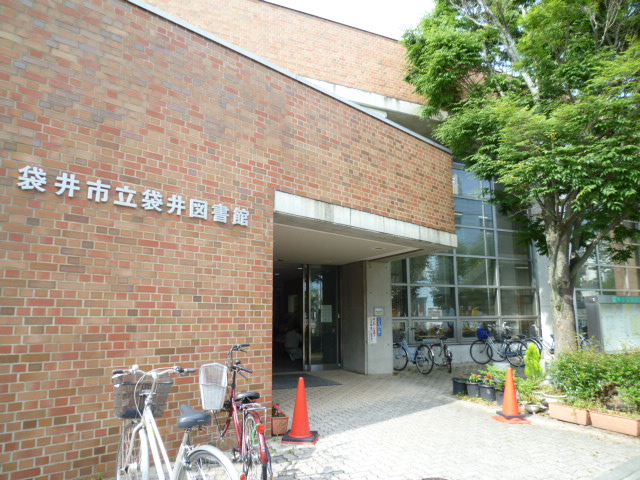 GRAN　SHARIO 図書館