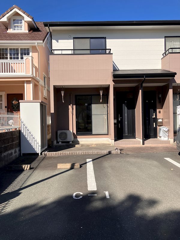 アジョイン 駐車場