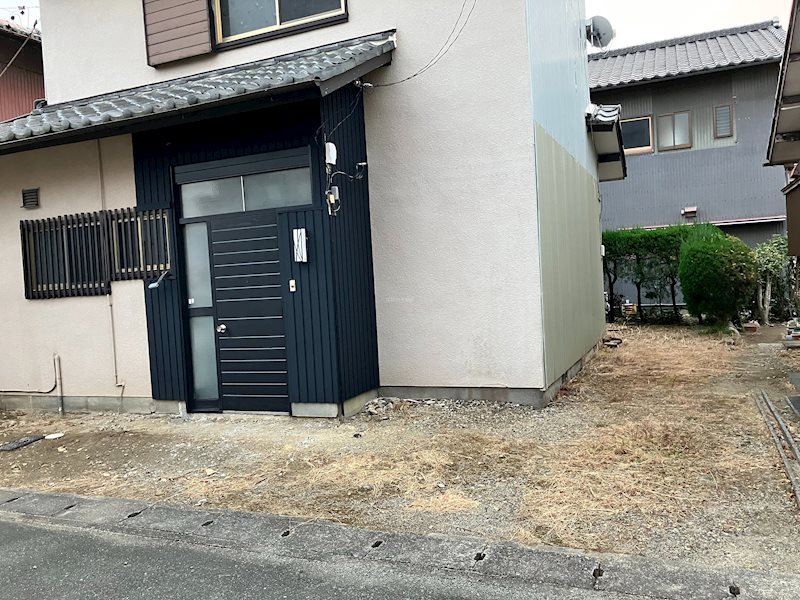 磐田市上新屋貸家 駐車場