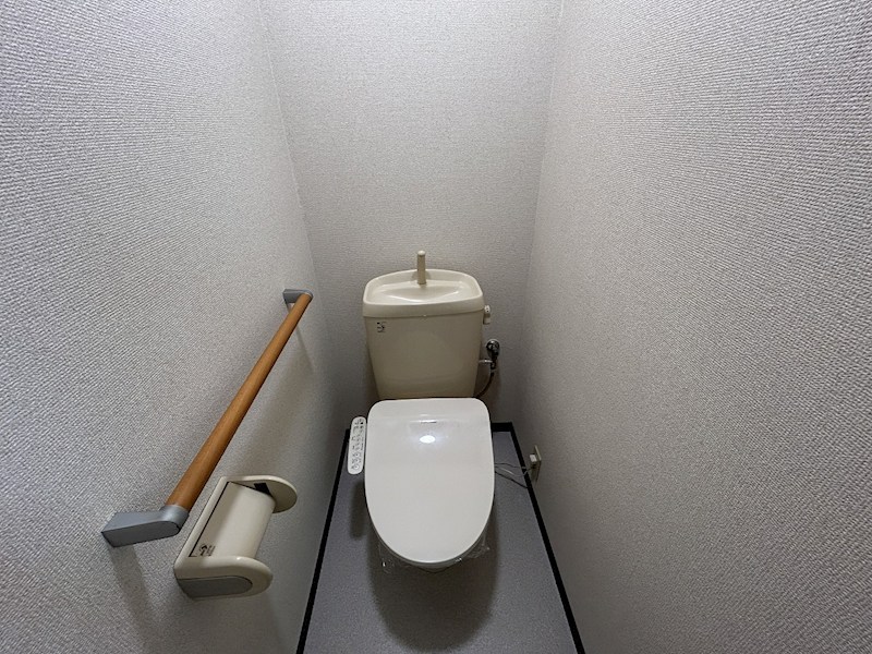 アイレット トイレ