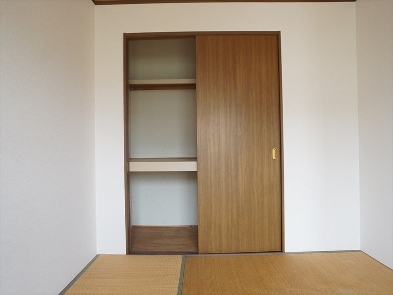 リベルテ曳馬 収納