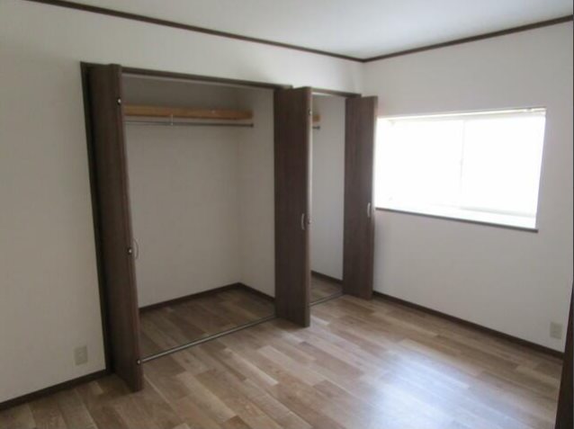 ハイツカトレア 収納