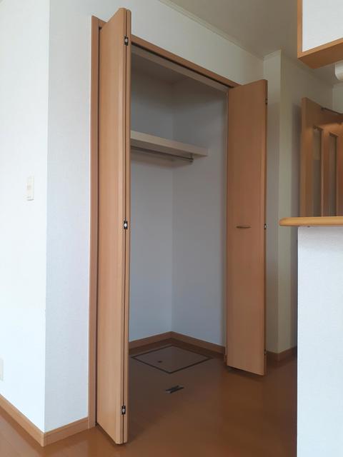 サニースクエアⅠ 収納