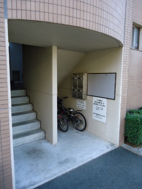 クレールいわた エントランス