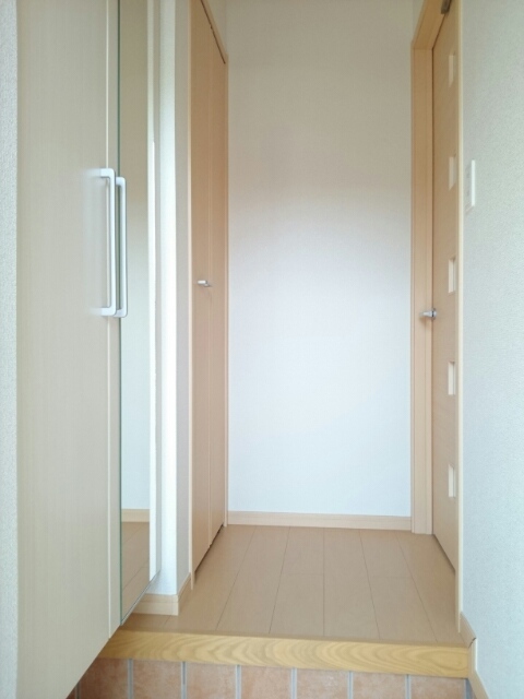 グリーンプロムナード 玄関