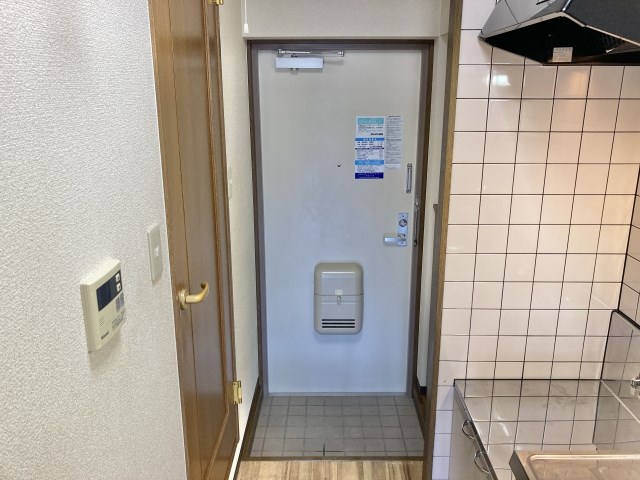 T-AROMAⅠ（ティーアロマワン） 玄関