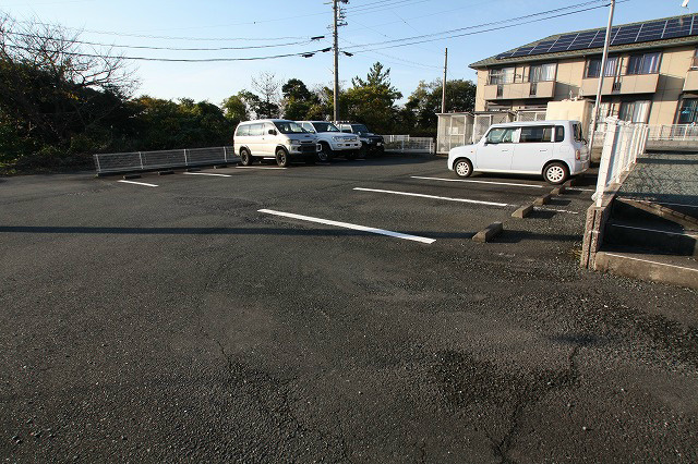 スキヤハイツⅢ 駐車場