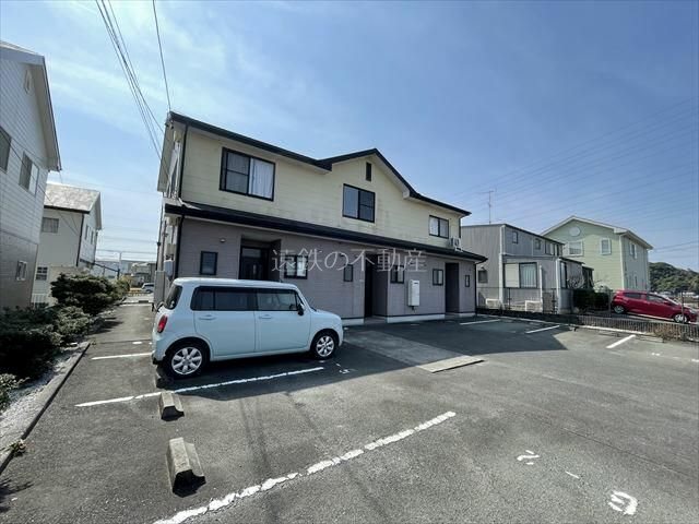 セレーラ 駐車場
