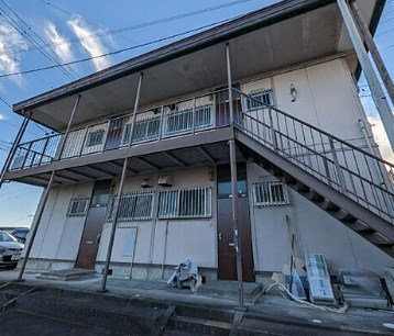 越路ハイツ 駐車場