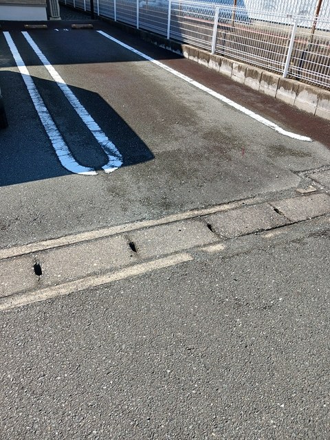 メゾン　カンパーニュ　Ⅲ 駐車場