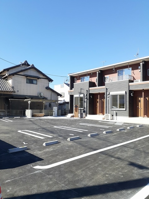 プラシードフォレスト 駐車場
