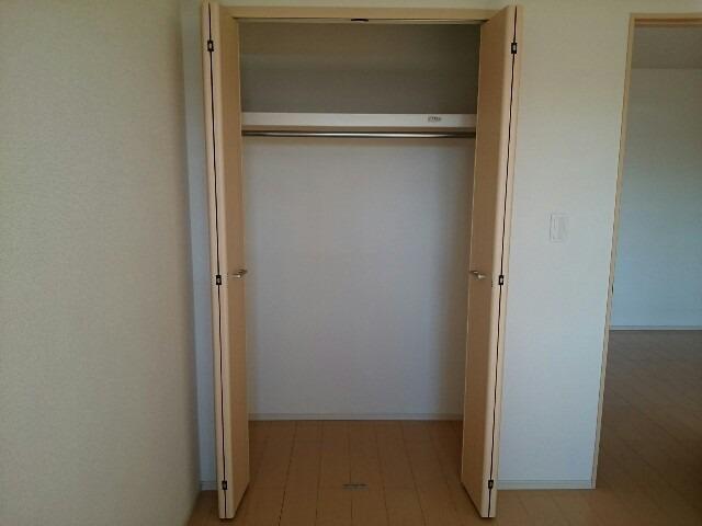 シャイニー 収納