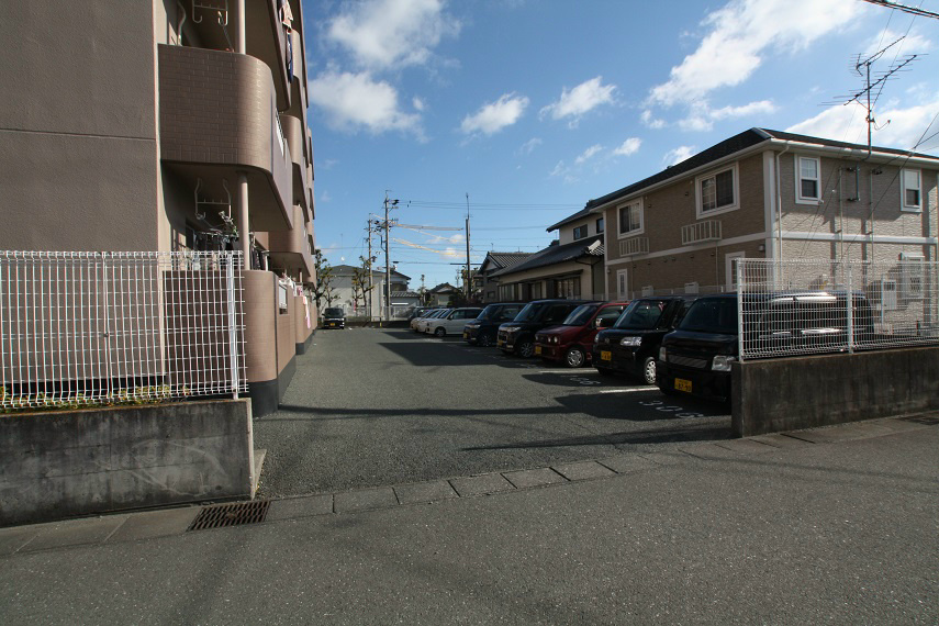 デイブレイク 駐車場
